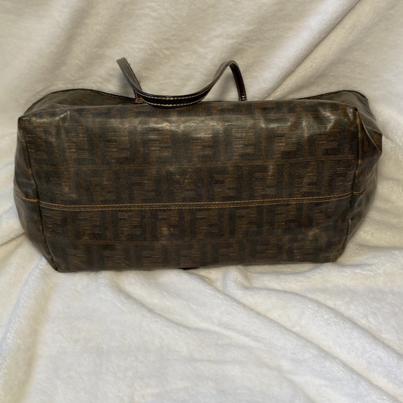 FENDI Zucca Spalmati Large Roll Tote Bag - Picture 5 of 17